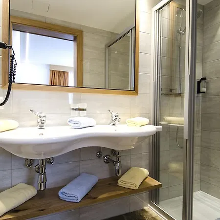 Garni Persutt Hotel 3*