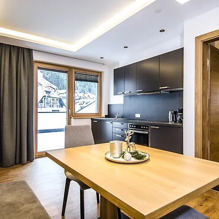 Garni Persutt Hotel 3*