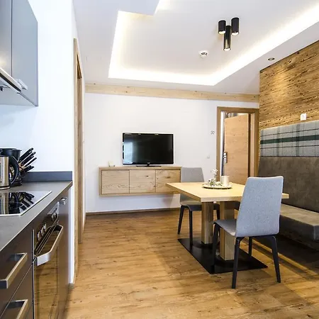 Hotel Garni Persutt