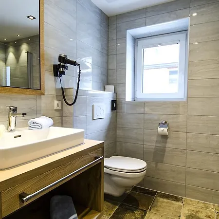 Otel Garni Persutt 3*