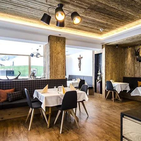 Hotel Garni Persutt
